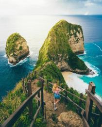 Karang Dawa View Point or Kelingking cliff